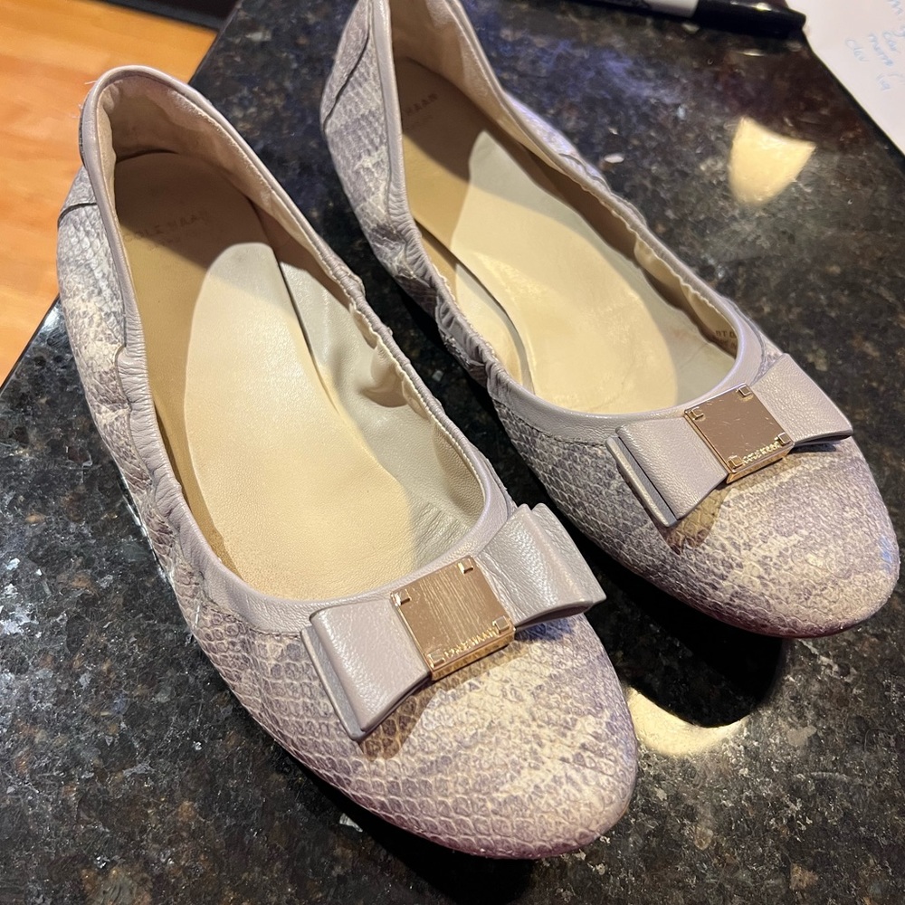 Cole Haan snakeprint stretch flats in gray 10m